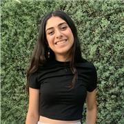 Clases de refuerzo escolar de Primaria y 1º y 2º de la ESO. Soy estudiante de 2º de Bachillerato, doy clases de asignaturas en español e ingles